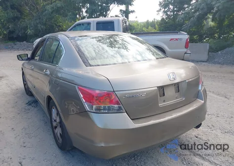 2008 Honda Accord 2.4 Ex z USA, uszkodzony, nr VIN JHMCP26788C038691
